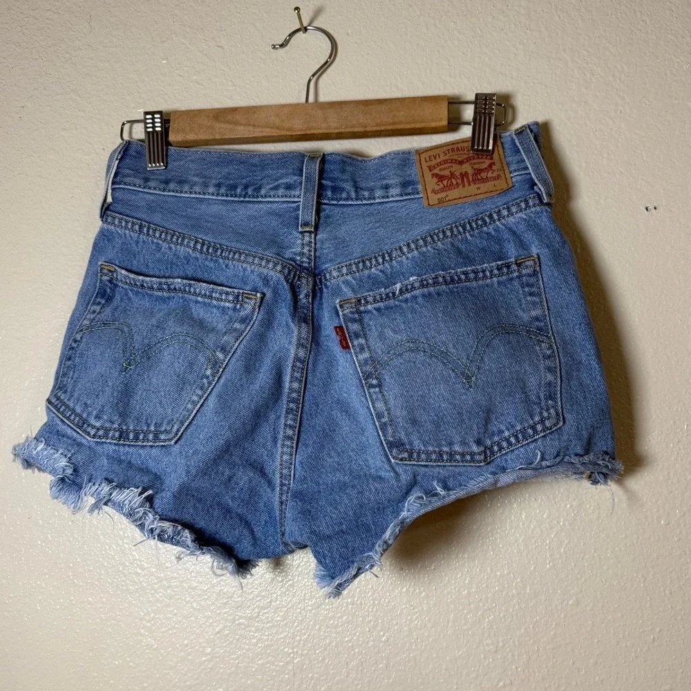 Levi's Women 501 Original Shorts 26 Blue Distressed High Rise Raw Hem Festival